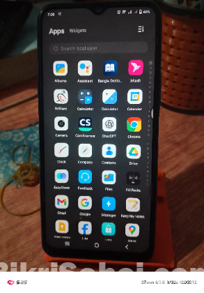 Vivo y21 ( with box & original charger)